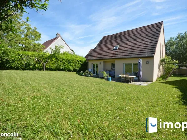 Maison 7 pièces 153 m²