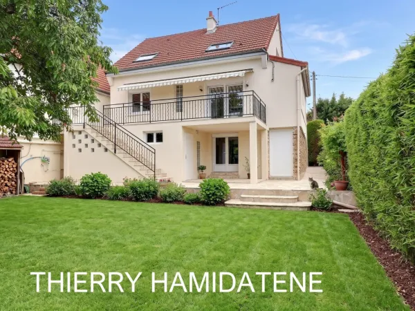 SECTEUR COLONIE 12MN A PIED DE LA GARE MAGNIFIQUE MAISON RENOVEE DE 156M2 6 PIECES 4 CHAMBRES S/SOL 