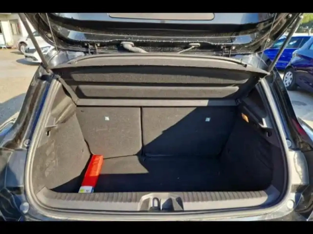 Renault Clio 1.5 blue dci 100ch evolution - 24 — photo 12