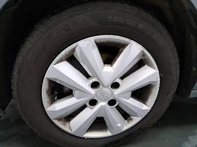 Dacia Sandero eco-g 100 — photo 98