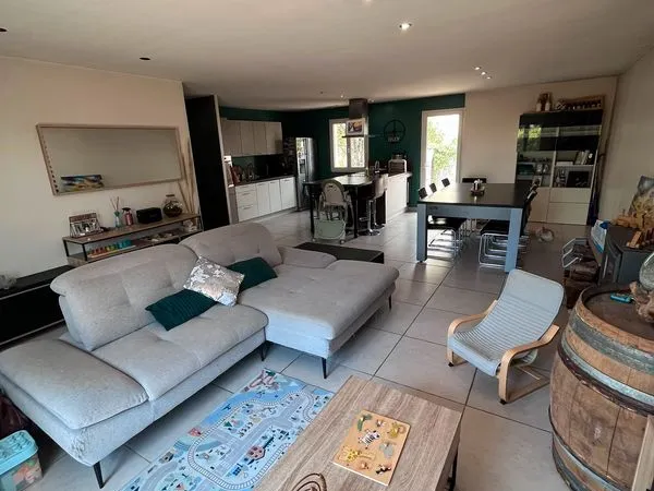 Maison - 4 pièces - 95m²