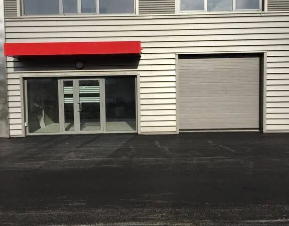 Bureaux/Locaux professionnels 140 m²