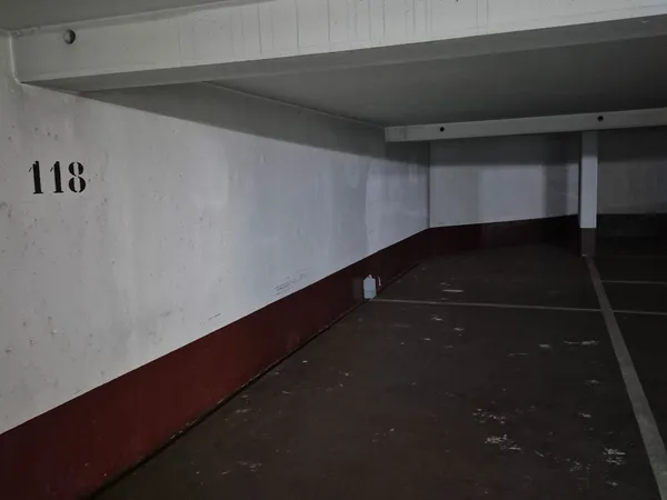 Location parking double en enfilade au kremlin Bicêtre