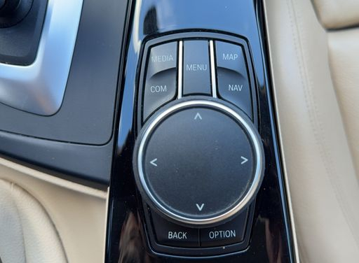 BMW Serie 3 Touring 318d 150 BVA8 - Business Design – 2018 – 153885 km – Diesel – Boîte Automatique — photo 19