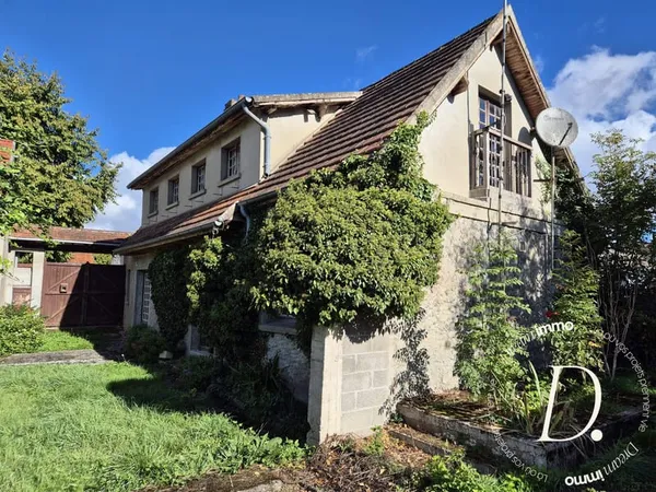 CHARMANTE MAISON A RENOVER