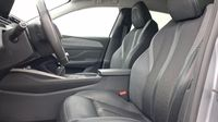Peugeot 308 1.2 PureTech 130ch S&S Allure Pack — photo 9