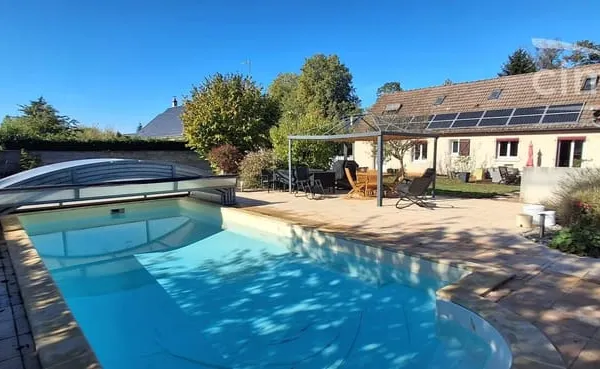 A VENDRE à Vineuil, Maison 5 chambres + Piscine