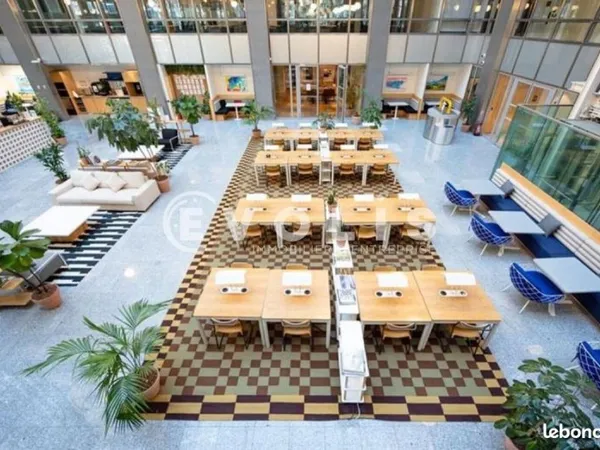 Bureaux 1 080 m²