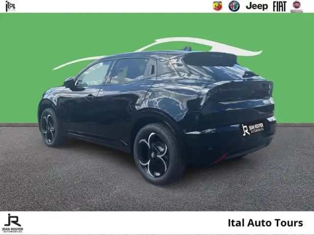 Alfa Romeo Junior elettrica 156ch 54kwh sprint prime cee de 3600? déduite — photo 22