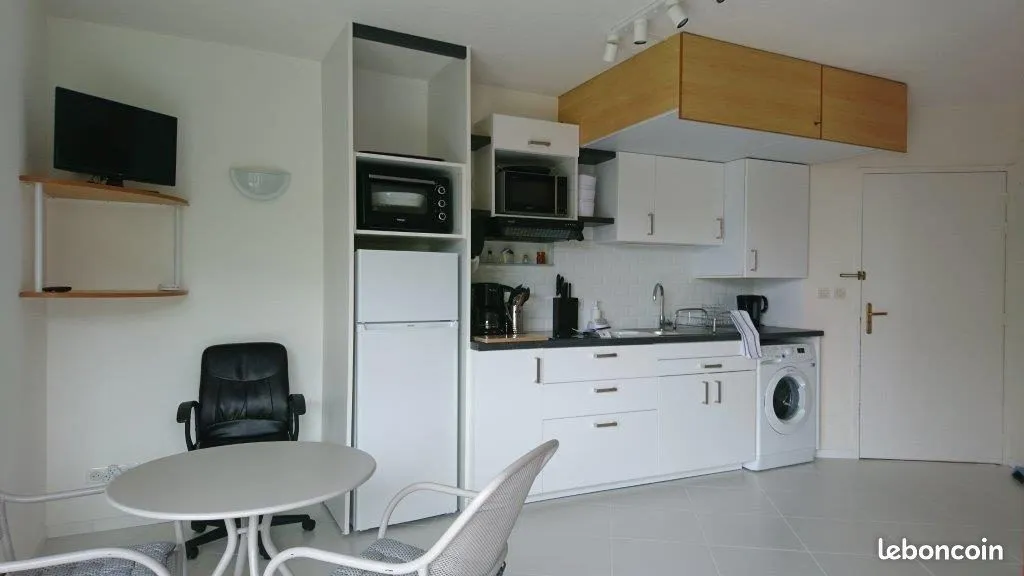 Photo 3