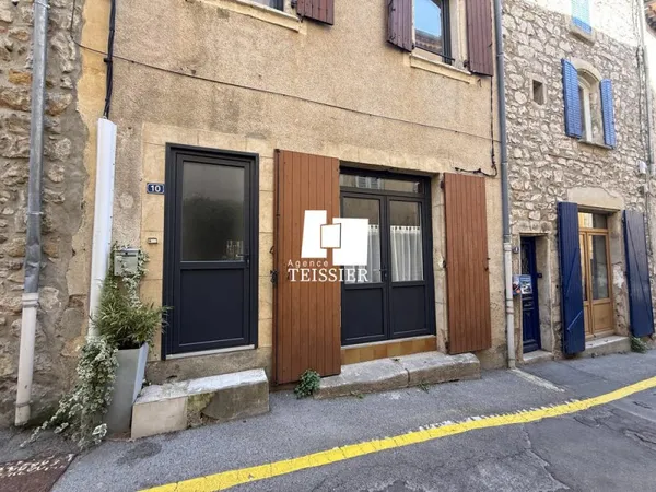 Exclusivité : Ardèche sud 07140 Les Vans centre à pieds