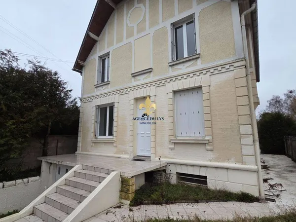 Maison 6 pièces 138 m²