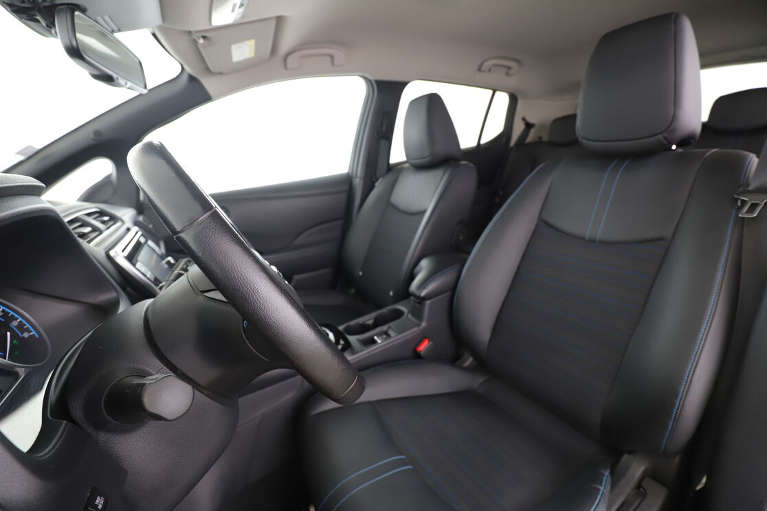 Nissan LEAF 40 kWh N-Connecta — photo 9
