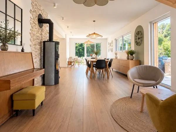 Maison 7 pièces 179 m²