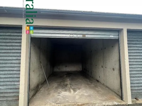Garage / box 15 m² BORDEAUX