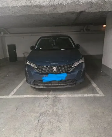 Parking Villier RER E