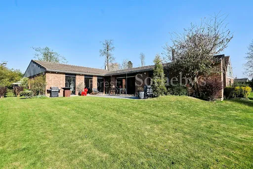 Maison 5 pièces 152 m²
