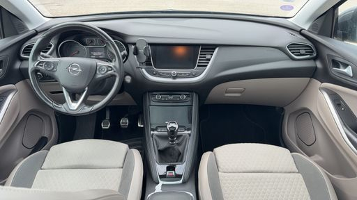 Opel Grandland X 1.2 Turbo 130 - Innovation – 2018 – 118333 km – Essence – Boîte Manuelle — photo 38