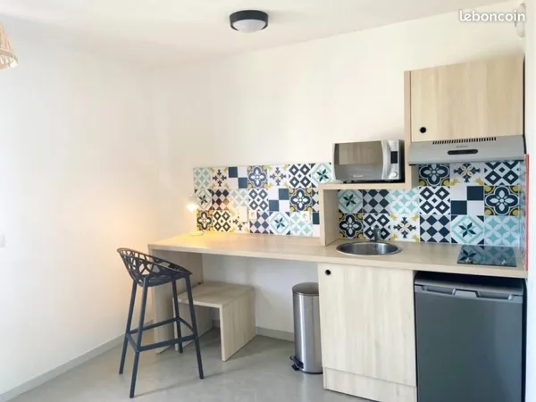 Studio 1 pièce 19 m²