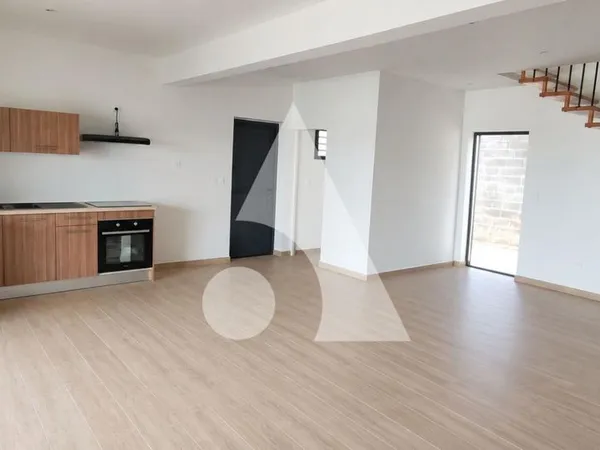 Villa 4 pièces 149 m²