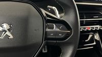 Peugeot 208 1.2 PureTech 100ch S&S GT EAT8 — photo 25
