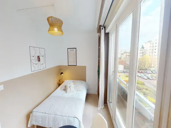 Loue chambre en colocation dans appartement