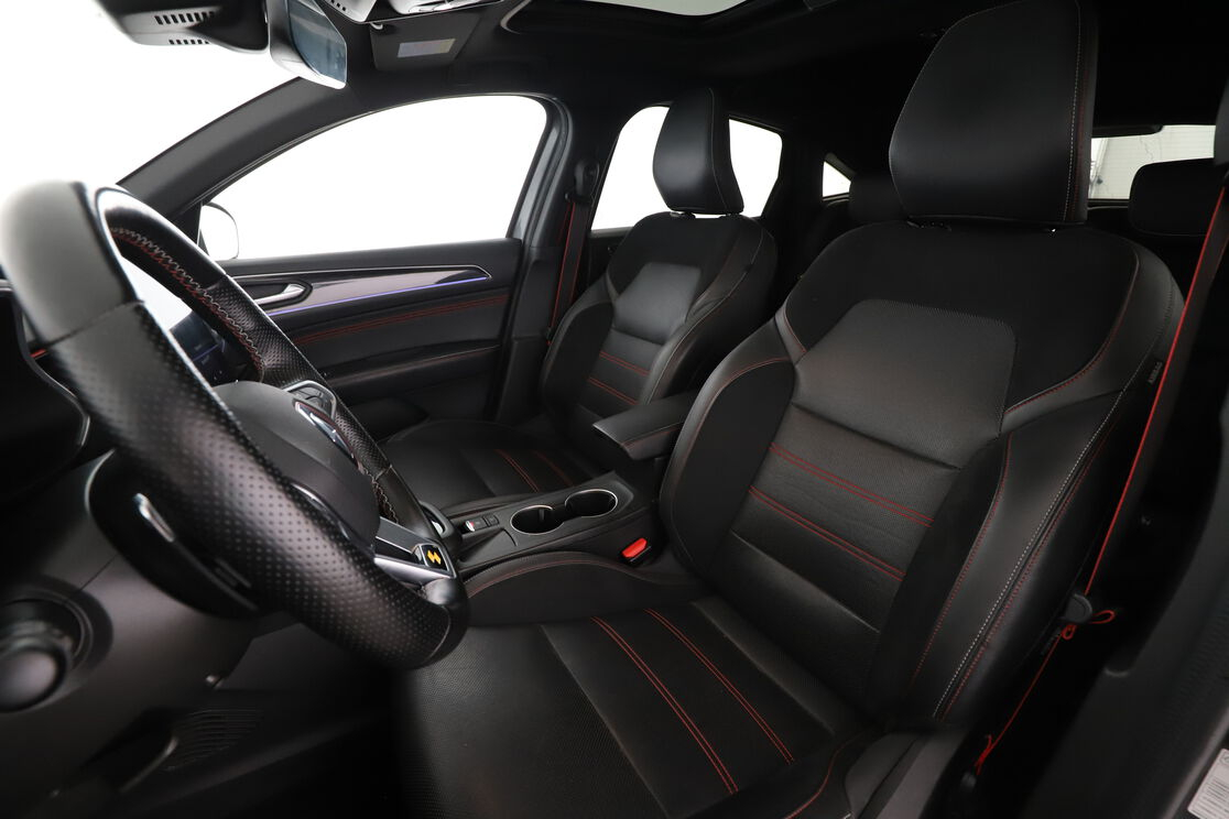 Renault Arkana 1.3 TCe RS Line EDC — photo 9