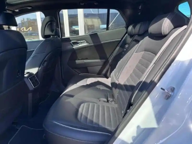 Kia Sportage 1.6 t-gdi 265ch phev gt-line premium bva6 4x4 — photo 14