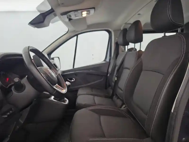 Renault Trafic ca l2h1 3000 kg blue dci 170 — photo 61