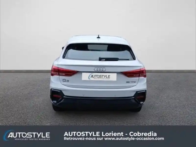 Audi Q3 sportback 35 tfsi 150ch design s tronic 7 — photo 5