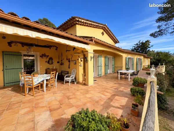 Villa avec piscine
