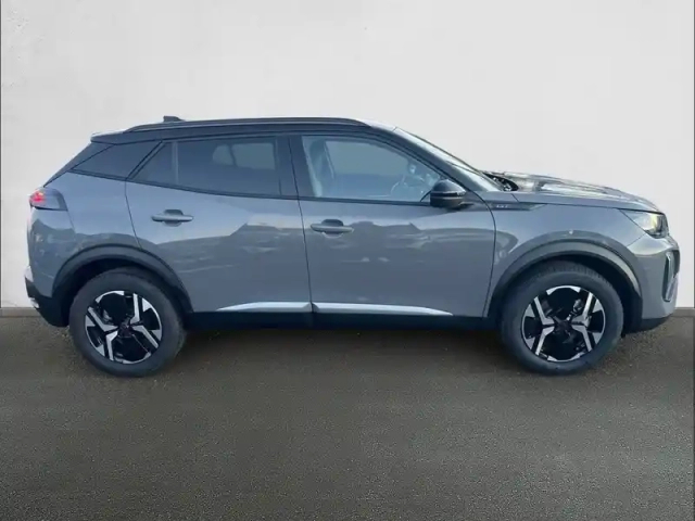 Peugeot 2008 hybrid 145 e-dcs6 — photo 4