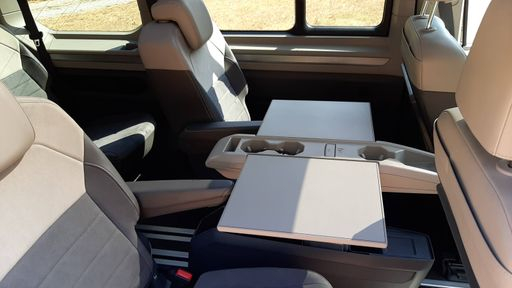 Volkswagen Multivan 1.4 e TSi 218 PHEV DSG6 - Combi Court Life – 2024 – 31628 km – Hybride rechargeable – Boîte Automatique — photo 4
