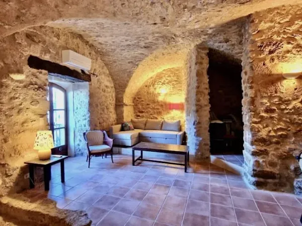 Propriété 5 pièces 166 m²