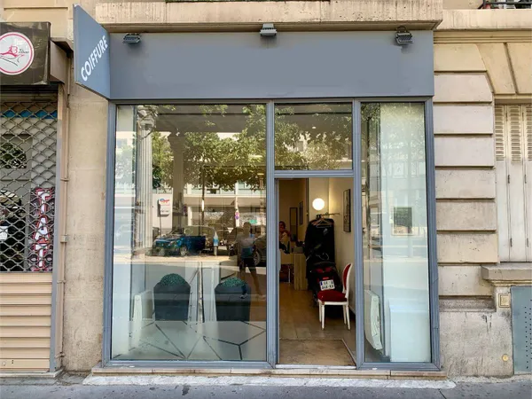 Fonds de commerce 65 m²