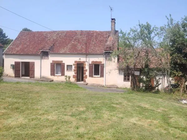Charmante maison de campagne avec dépendances