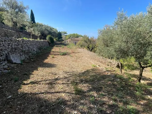 Terrain 1337 m²
