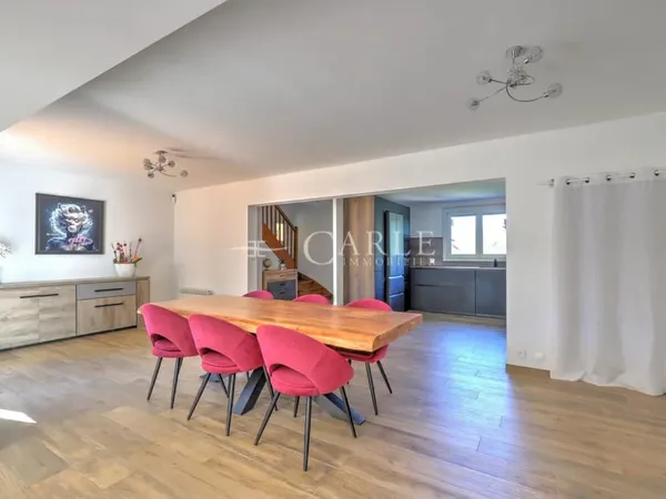 Maison familiale sur un terrain de 1149m²