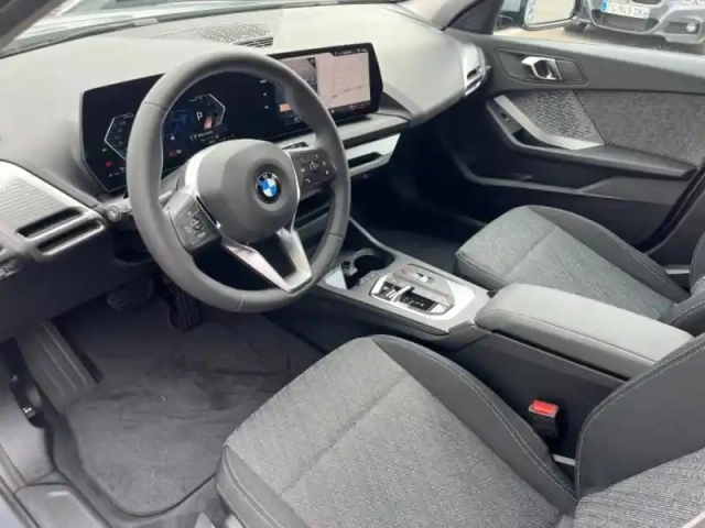 Bmw Serie 1 série 1 116a 122ch m sport design dkg7 — photo 5