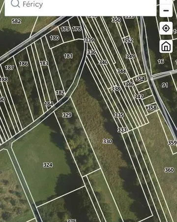 Terrain 1600M²