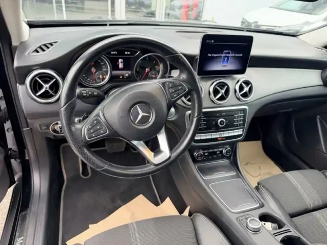 Mercedes Gla 200 d 4matic sensation — photo 15