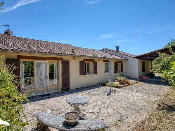 Maison de plain-pied 5 pièces 121 m²