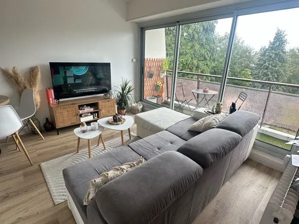À louer - T2 rénové de 40 m² avec balcon et 2 caves - Centre-ville d'Ussel (19)