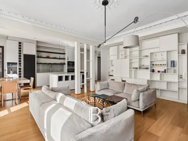 Le service location de la Maison BARNES vous présente ce bien :