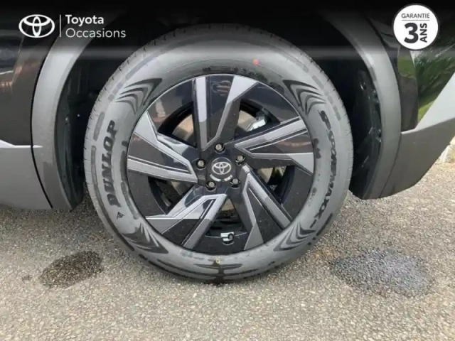 Toyota C-Hr + 224ch 77kwh design grande autonomie — photo 9