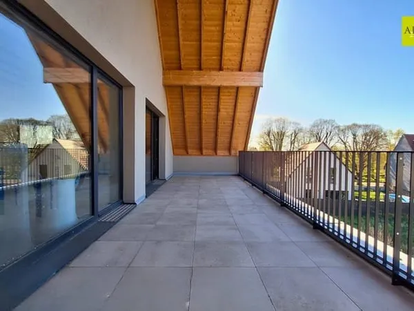 Superbe appartement 105 m2 Dernier étage avec terrasse ple