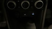 Dacia Sandero 1.0 TCe 90ch Expression -24 — photo 27