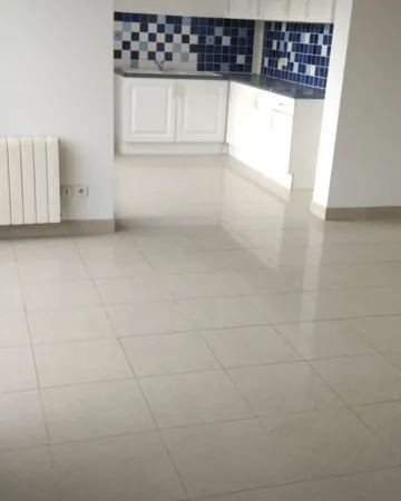Bel appartement 1er étage 2 chambres