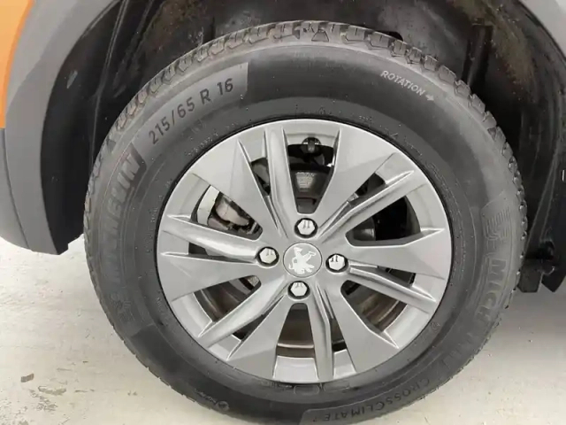 Peugeot 2008 puretech 130 s&amp;s eat8 — photo 51