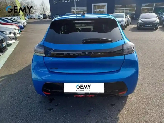 Peugeot 208 puretech 100 s&amp;s eat8 — photo 20